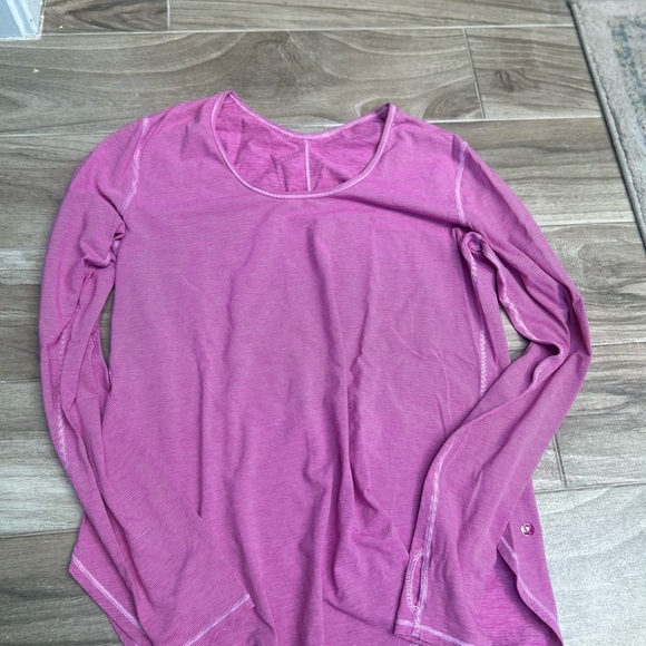 Lululemon Loose Fitting Long Sleeve Tee - Picture 3 of 3